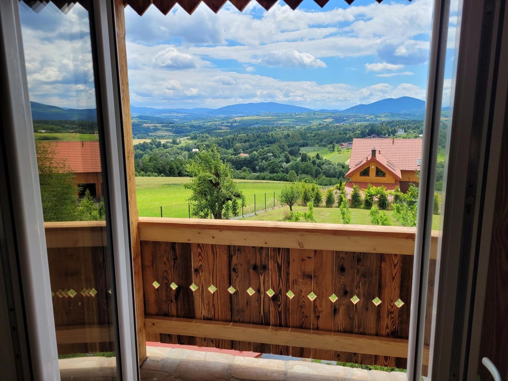Fantastic View Vineyard Beskid Mountains Gruszow  Habitación foto